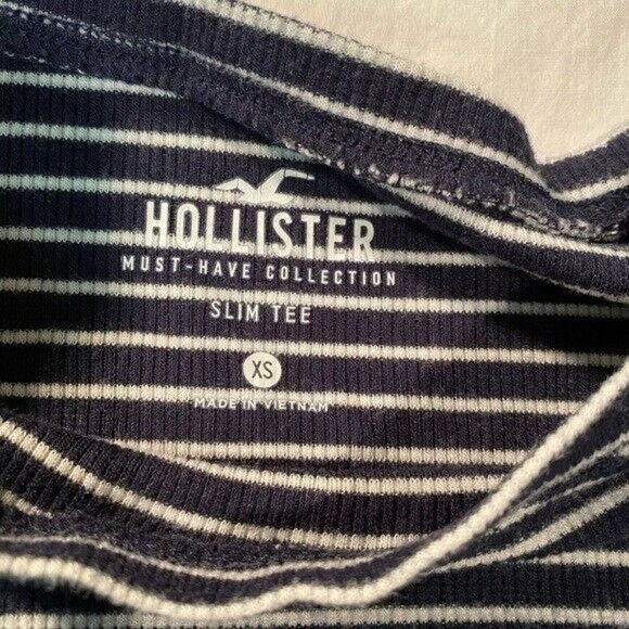 Hollister Women's Navy Blue Striped Long Sleeve Knit Top Sz XS - Picture 3 of 5